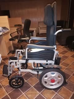 Electric wheel chair 3daya use only Electric