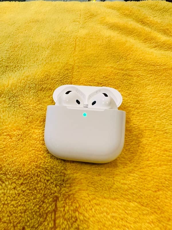 AirPods 4 brand new condition 3