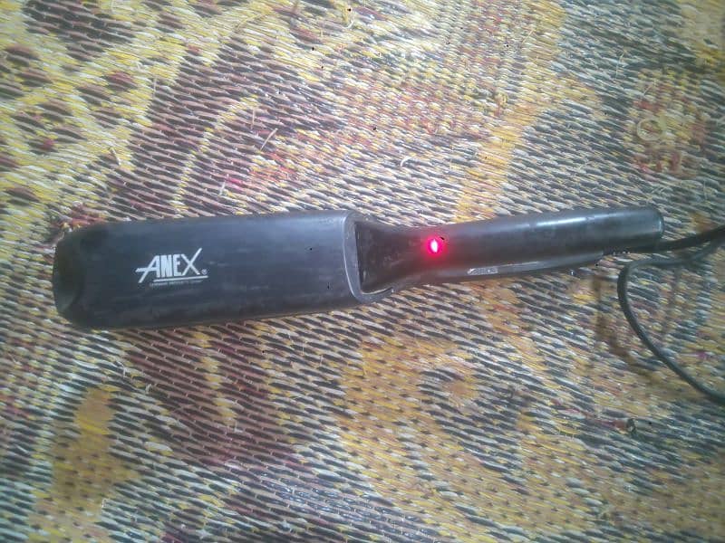 Anex Hair Straightener 1