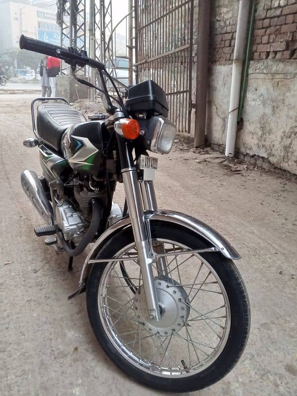 honda 125  2023 5