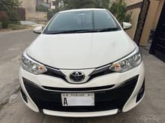 B2B Toyota Yaris Ativ X 1.5 Top Push Start