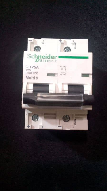 2-Pole DC Circuit Breaker 125A**   **Brand:** Schneider Electric 0