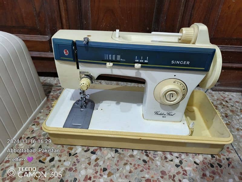 singer sewing machine original 0