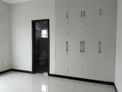 2 Bedroom Apartments for Rent visit Anytime 2 floor lift install park and masjid