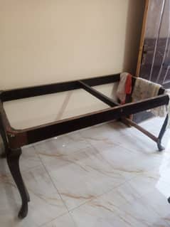 I want to sale dinning table without glass in pure wood