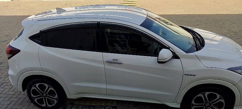 Honda Vezel 2015 1