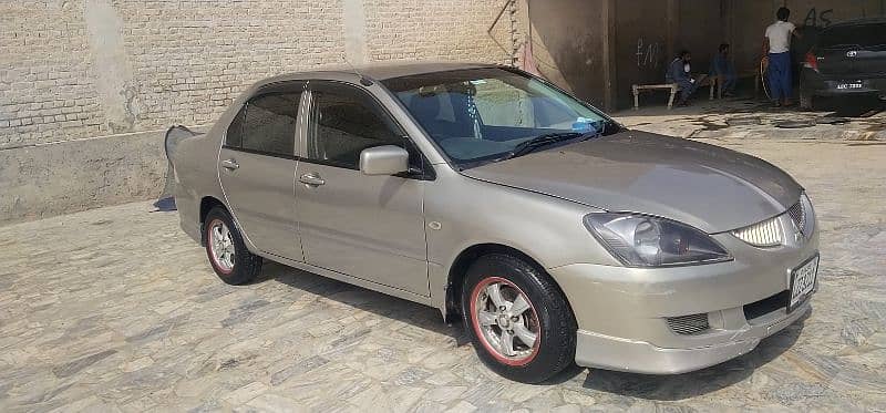 Mitsubishi Lancer 2005 1