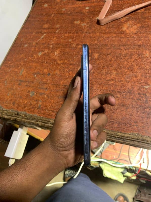 Infinix hot 40i 8+8 gb 128gb4 1