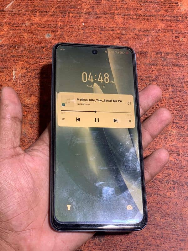 Infinix hot 40i 8+8 gb 128gb4 2