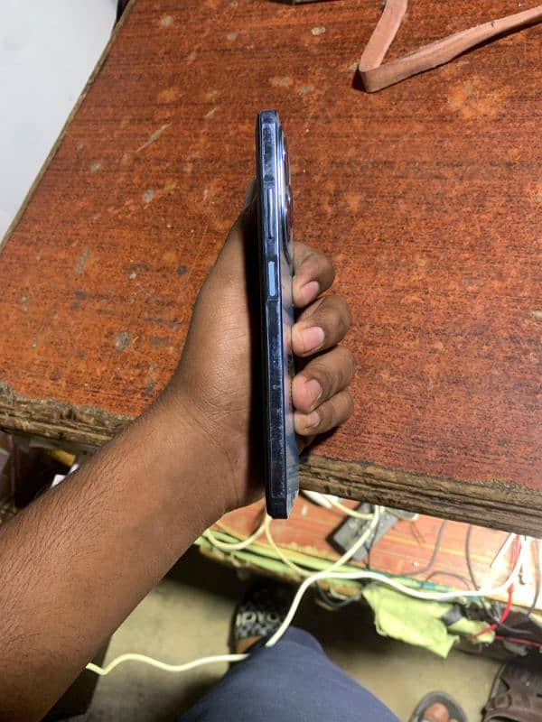 Infinix hot 40i 8+8 gb 128gb4 3