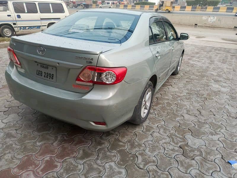 Toyota Corolla GLI 2011 5