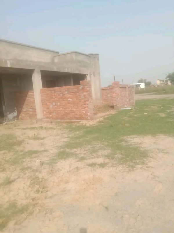 5 Marla Single Story Gray Structure House For Sale In R-Block Khayaban e Amin Society Lhr. 1