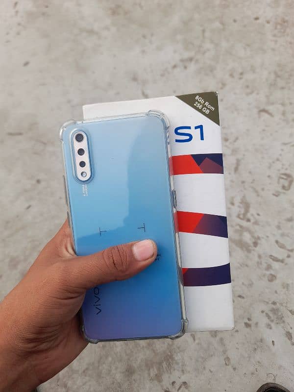 vivo s1 8Gb/256 Gb with box 0