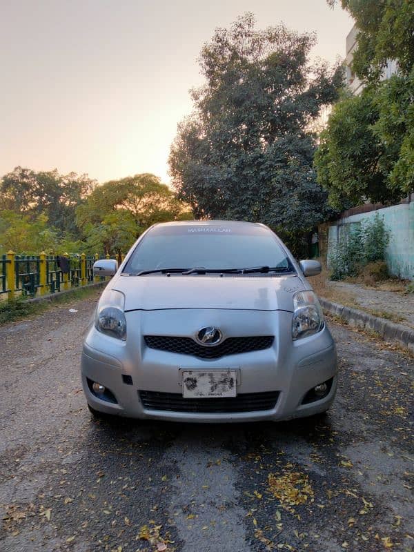 Toyota Vitz 2010 1