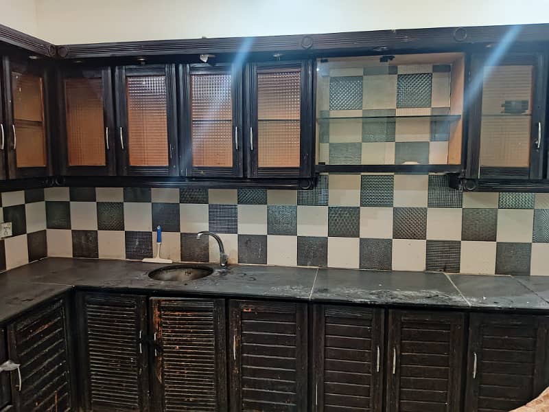 8 MARLA FULL HOUSE FOR RENT IN JOHAR TOWN 2