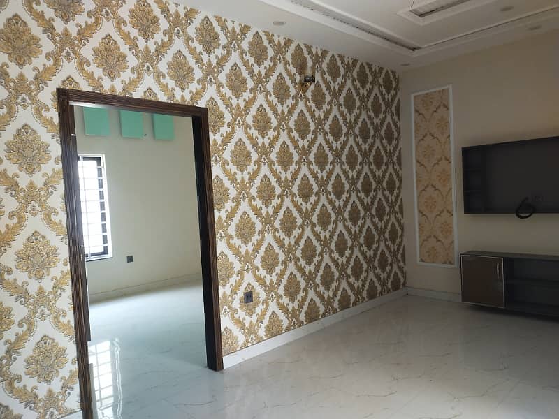 5 Marla Brand New House For Sale In L-Block Khayaban e Amin Society Lhr. 8