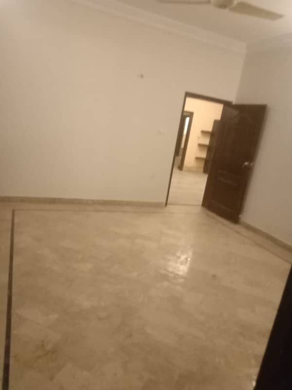 CLIFTON BLOCK 2 BUNGLOW PORTION FOR RENT 5