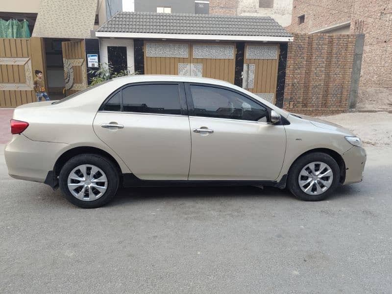 Toyota Corolla GLI 2009 . . original. . . 03136843046 is py call krein 7