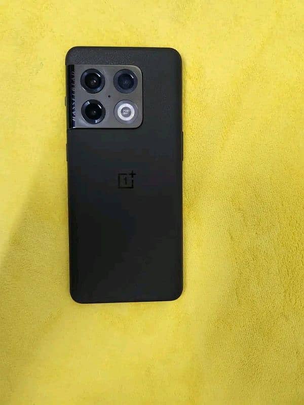 one plus 10 Pro 12/256 gb 03256055551 my whatsapp number 0