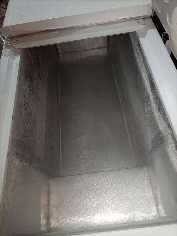 freezer  full saiz call my wtsap nmbar 0301,4716,036 2