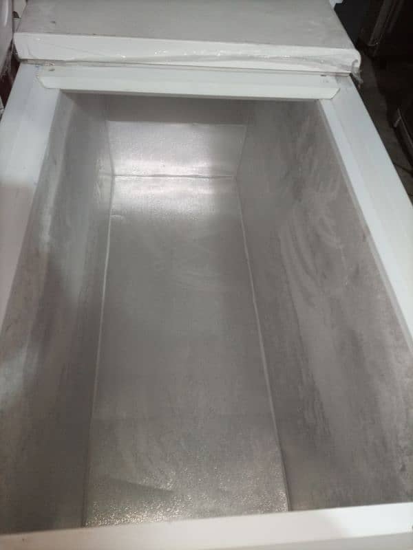 freezer  full saiz call my wtsap nmbar 0301,4716,036 3