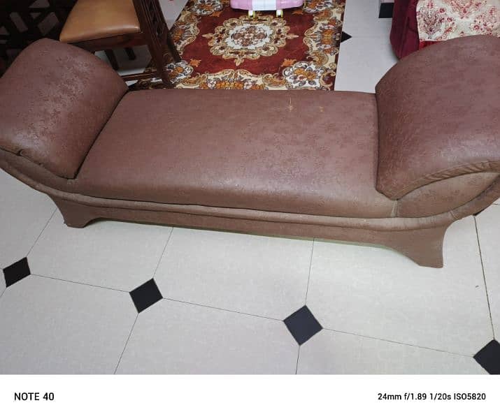 sofa Sethi 3