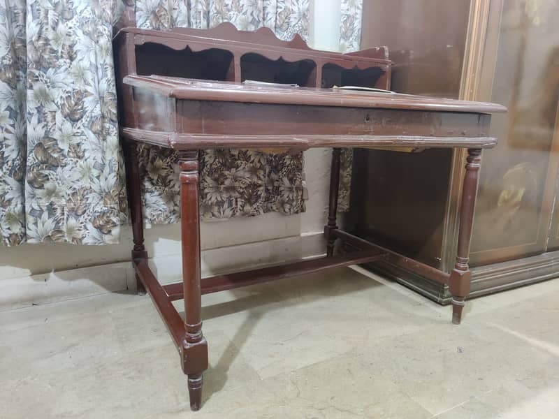 Vintage office table with large drawer for paperwork 0