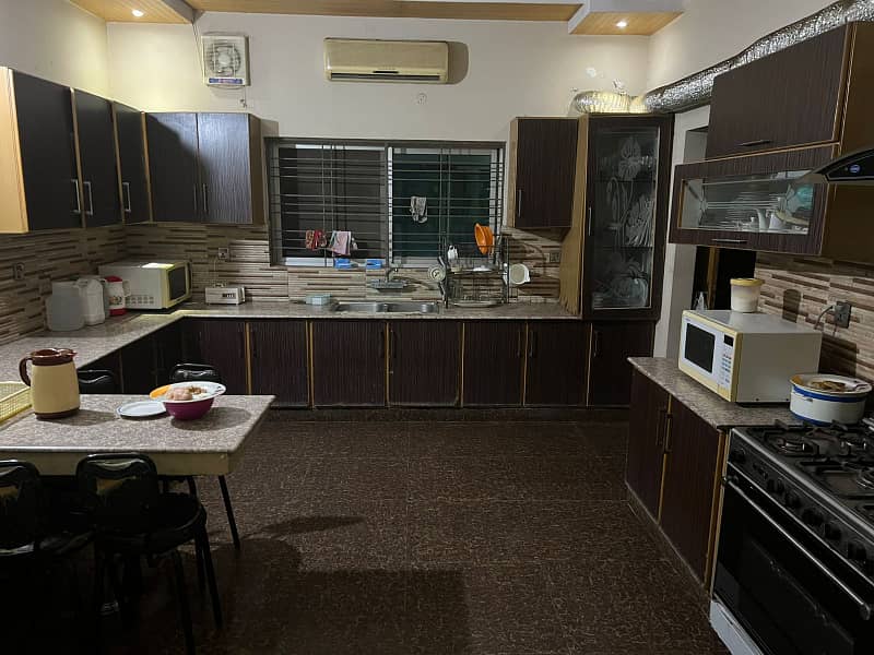 1 Kanal Furnished Lower Portion Available For Rent Tulip Block Sector E Bahria Town Lahore 7