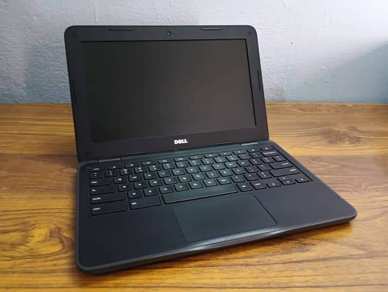 Dell Computer Laptop 3