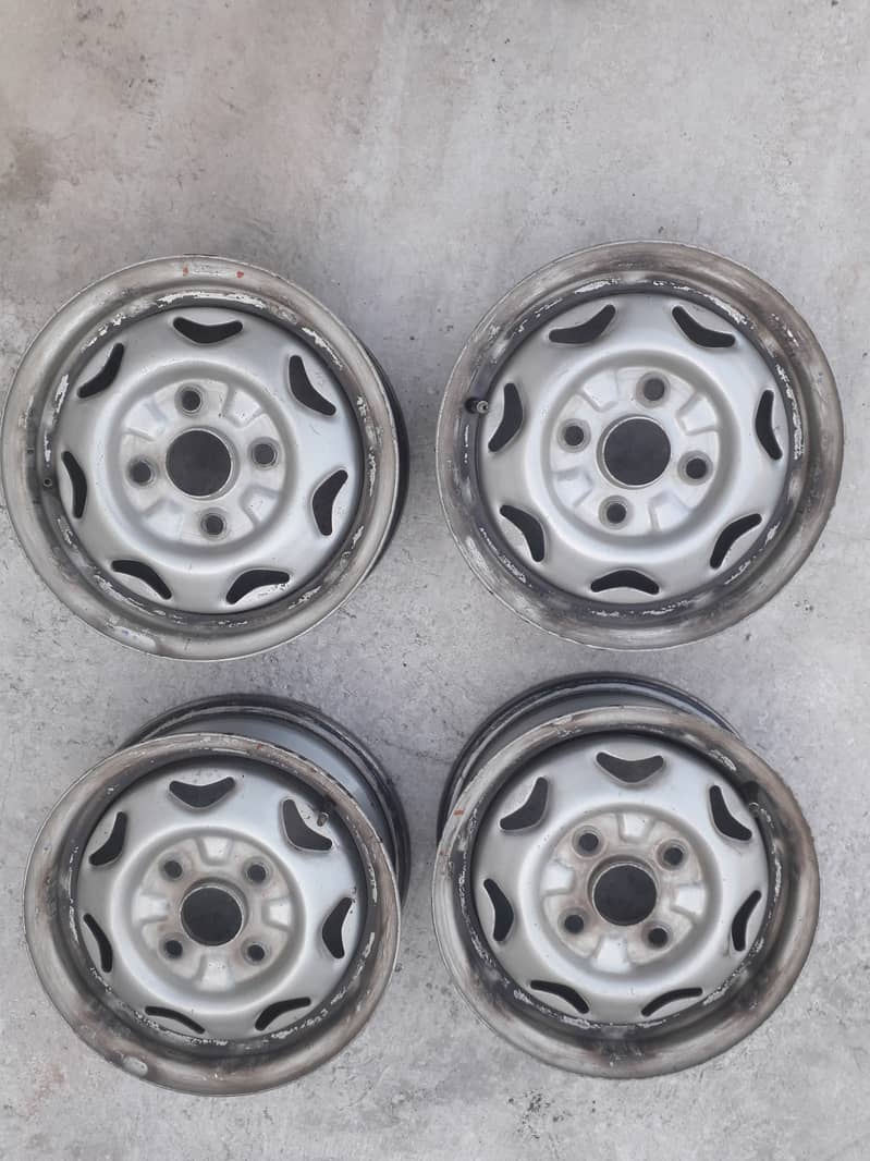 13" SIZE GENIOUN RIMS OF SUZUKI CULTUS 1