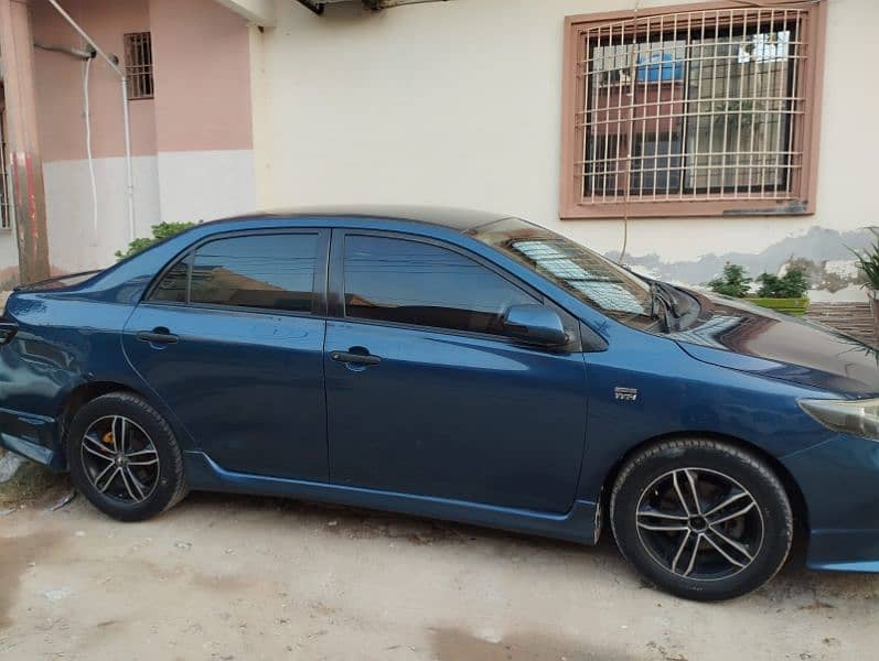 Toyota Corolla GLI 2012 12