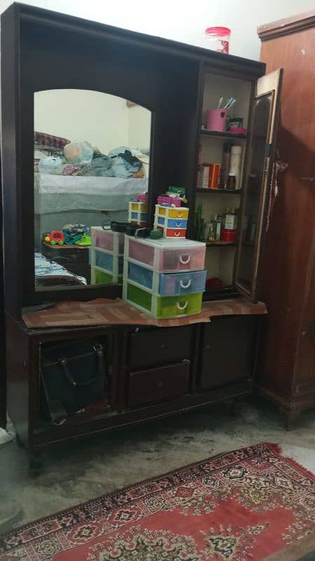 Affordable Dressing Table with Storage – 5000 Rupees 0