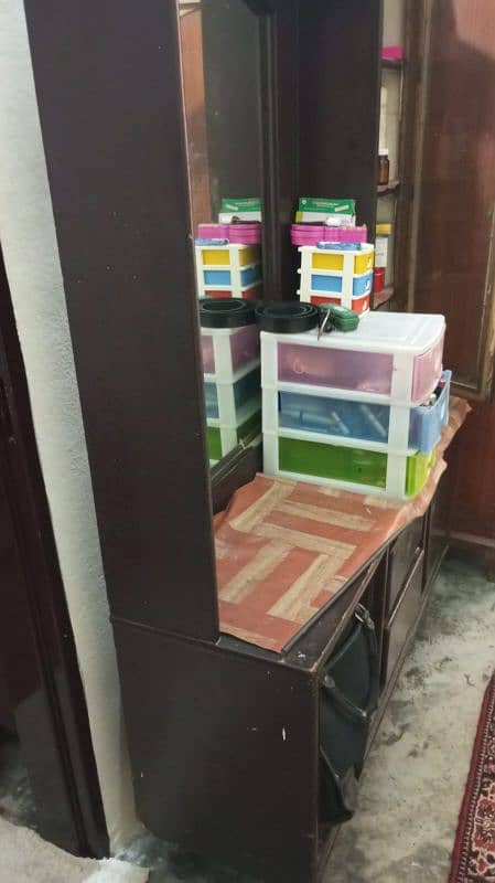 Affordable Dressing Table with Storage – 5000 Rupees 1