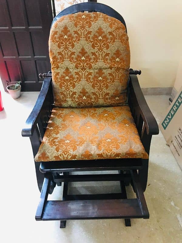 Rocking Chair with cushion 8