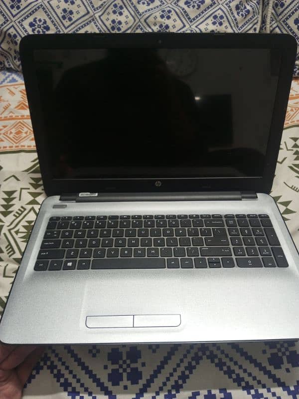 Hp pavilion core i5 6th generation 1