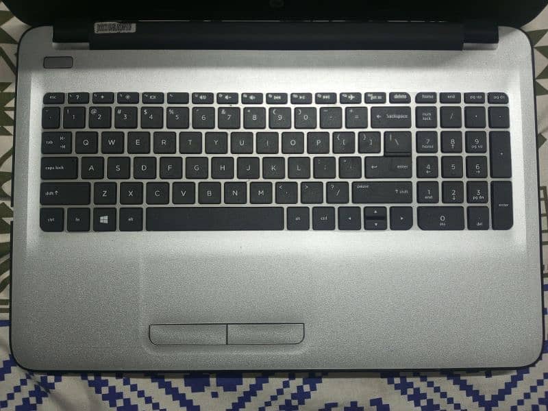 Hp pavilion core i5 6th generation 2