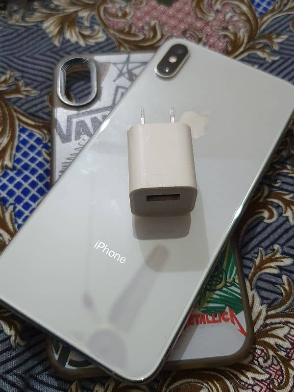 iphone XS MAX 64 GB NON PTA 11