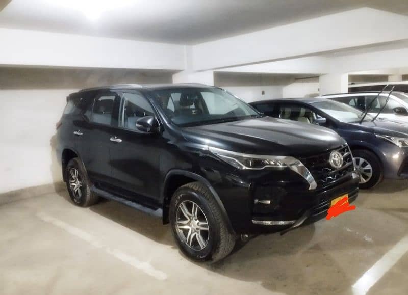 Toyota Fortuner G 2021 4