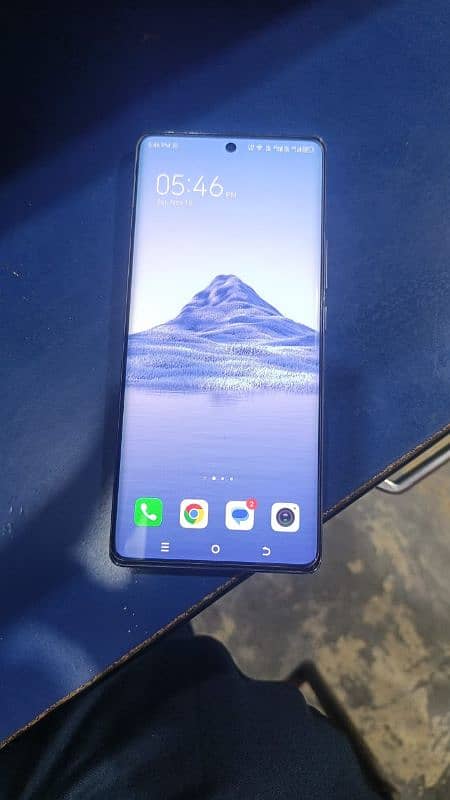 Tecno Spark 20 pro plus 0