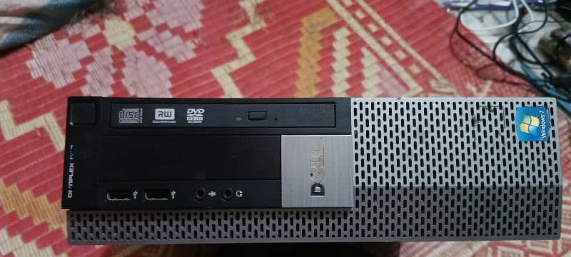 DELL daxtop PC core 2 due for sale in working condition 5