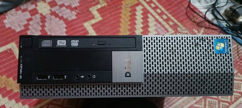 DELL daxtop PC core 2 due for sale in working condition 7