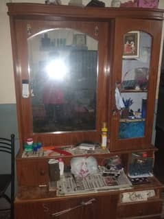 DRESSING TABLE