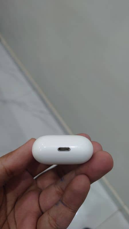 Airpods 2nd generation 3