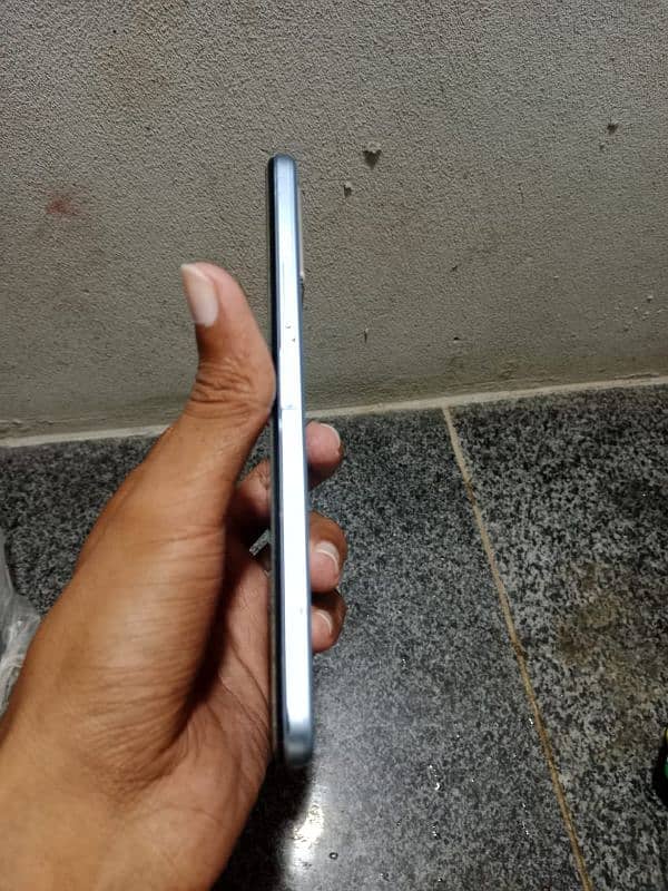 Vivo y33s For Sale 5