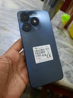 itel A70 pro. black colour. 10/10 condition. 8/256 GB brand new. .