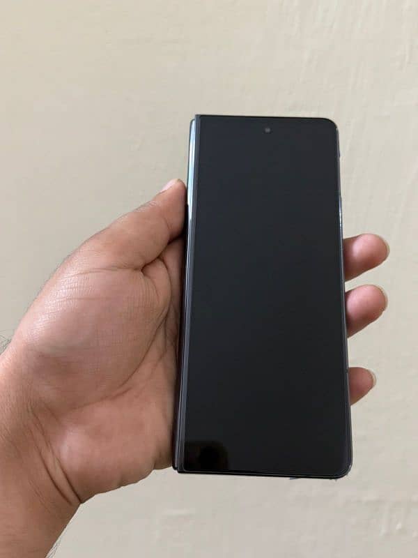 Samsung Galaxy fold 5 2