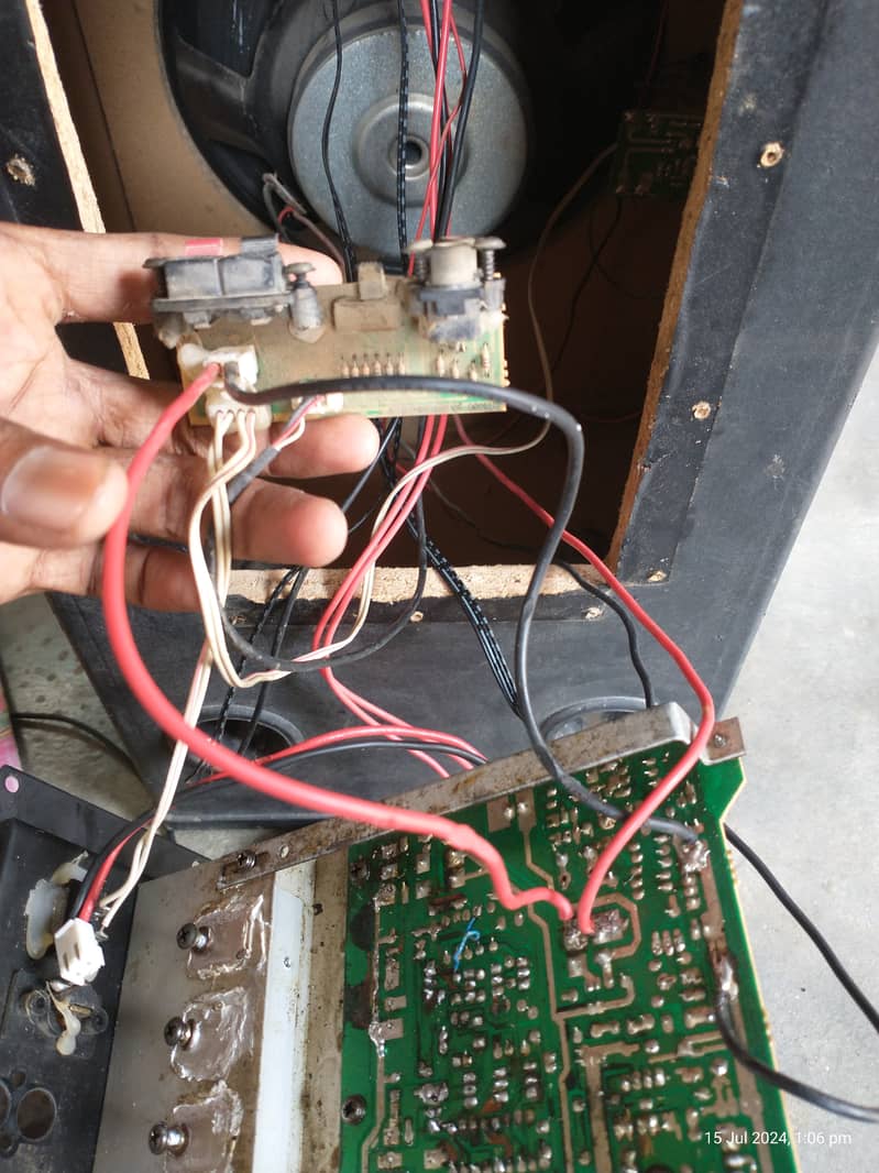 Amplifier Repairing 0