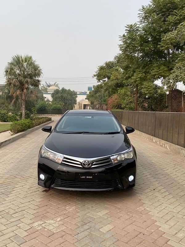 Toyota Altis Grande 2015 0