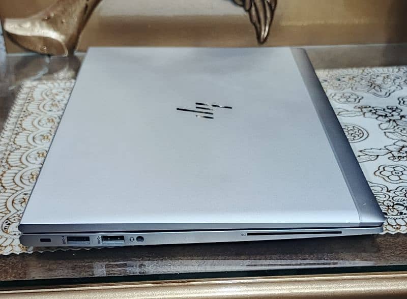 Hp Elitebook core i 5  840 G7 10th generation. 2