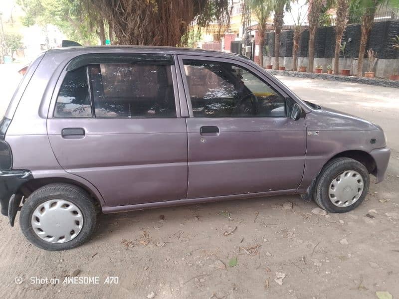 Daihatsu Cuore 2001 1